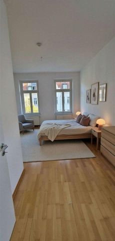 Neu! ✨Großzügige & stilvolle 3-Raum-Wohnung mit neuer Einbauküche - Photo 2