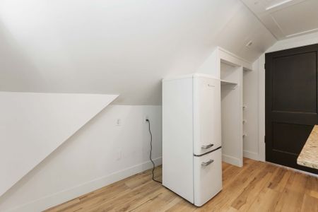 For Lease - 7 Cummings Avenue Unit# Upper, London North, Ontario - Photo 3