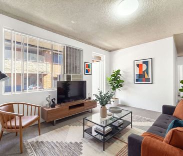 Location, Lifestyle & Everyday Convenience - Photo 1