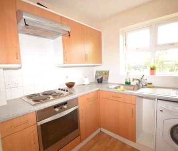 Pickfords Gardens, Slough, Berkshire,SL1 - Photo 4