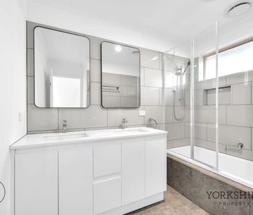 Stylish 4-Bedroom Family Home - Photo 5