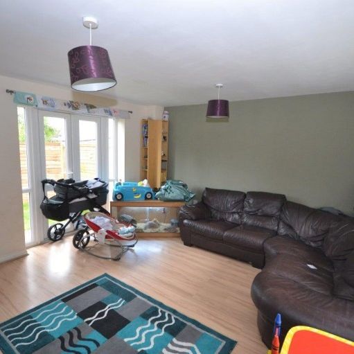 2 BED End of terrace house To rent - Photo 1