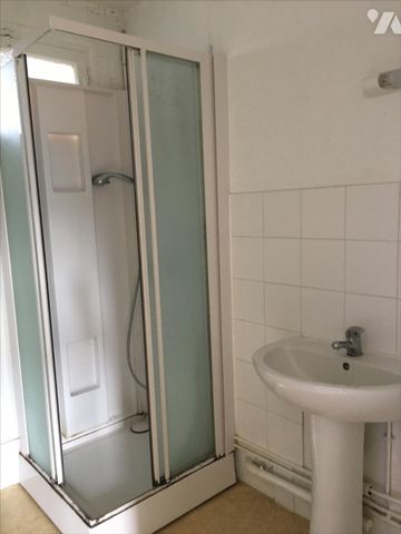 Résidence Elisabeth I, Appartement de Type 3 au 3ème étage - Photo 3