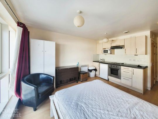 Studio to rent - Photo 1