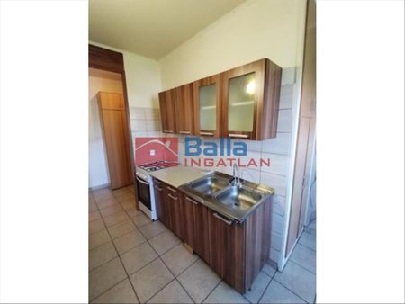 Kiadó átlagos állapotú lakás - Szigetszentmiklós - Photo 4