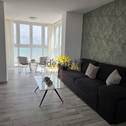 Alquiler de piso en Cabo Cervera - Photo 1