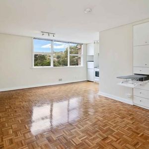 210/22 Doris Street North Sydney - Photo 2