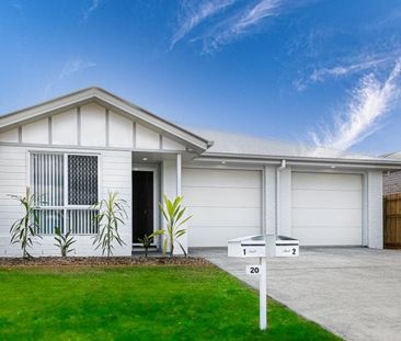 Modern One Bedroom Duplex - Photo 2