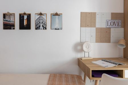 Carrer de Nàpols, Barcelona, Catalonia 08013 - Photo 3