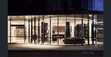 Sky-High Sophistication in Docklands - Photo 5