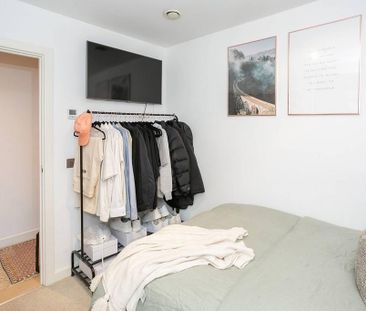 1 bedroom flat to rent - Photo 6