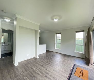 Granny Flat For Rent - 2 Bed 1 Bath - Riverwood - Photo 1