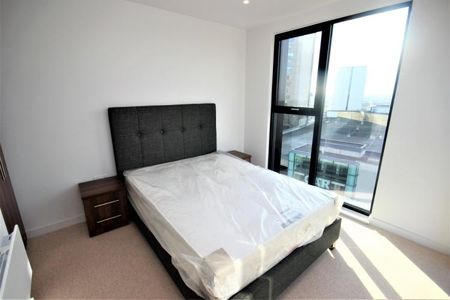 2 bedroom apartment to rent - Photo 3