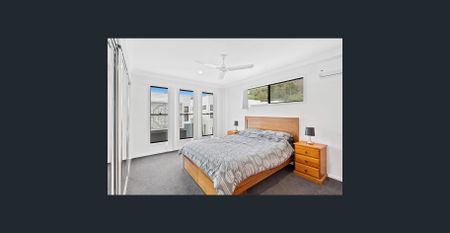 Standalone Villa in Quiet Complex - Photo 3