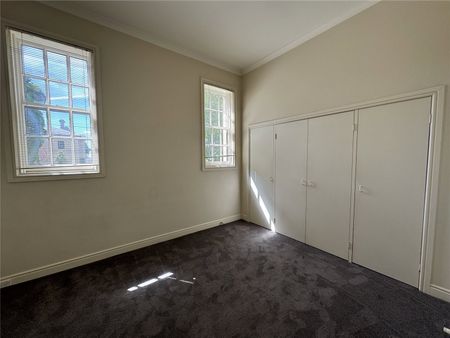 135 Wiltshire Drive - Photo 3