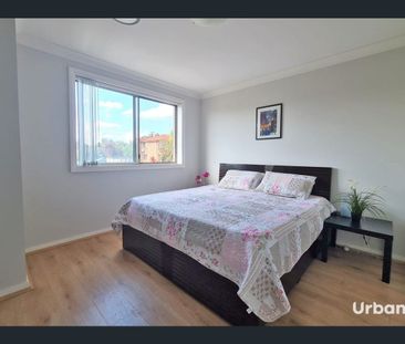 Townhouse in Perfect Location - Photo 3