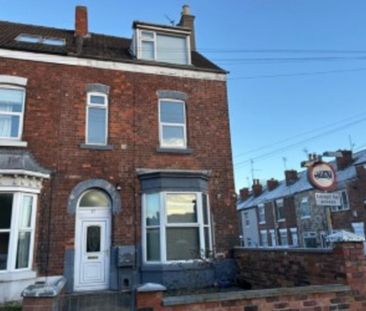 1 bedroom in a house share to rent - Photo 4