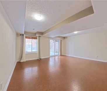 919 ZELLER Crescent - Photo 2