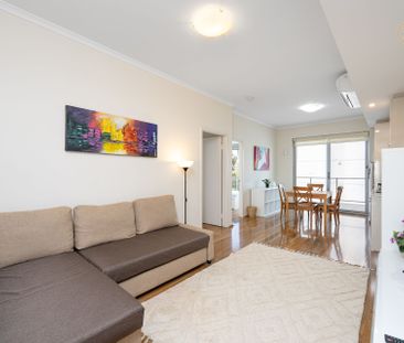 Great Size Two Bedroom Apartment @ $750 Per Week - Photo 2