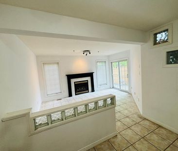 For Lease - 65 Periwinkle Way, Guelph, Ontario - Photo 4