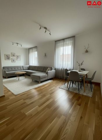Wohnen zum kleinen Preis! Perfekte Wohnung für junge Familien und Pärchen: Idyllische Grünlage, optimale Infrastruktur, schöne und praktische Raumaufteilung - Photo 2
