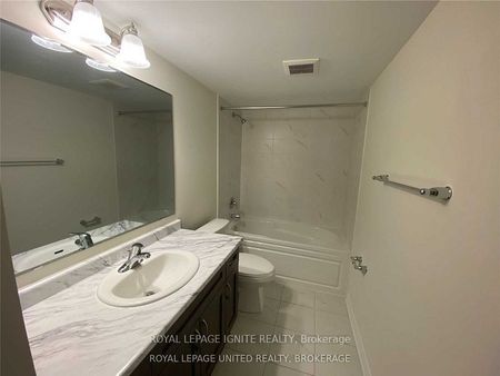 For Lease - 250 Lagerfeld Drive Unit# Unit 2, Brampton, Ontario - Photo 5