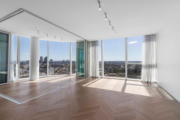 Luxury Four Bedroom Residence - Photo 1