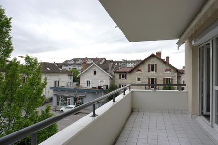 Location Appartement 3 pièces 69m² ANNECY 74000 - Photo 4