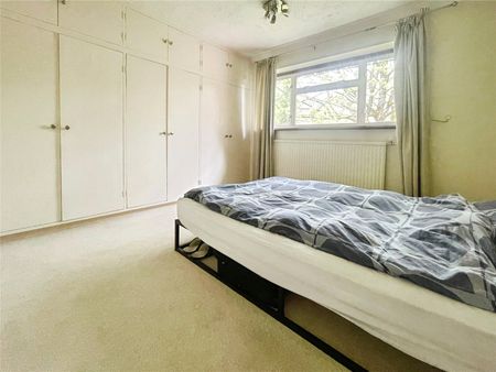 Nell Gwynne Avenue, Ascot, Berkshire, SL5 7BD - Photo 2