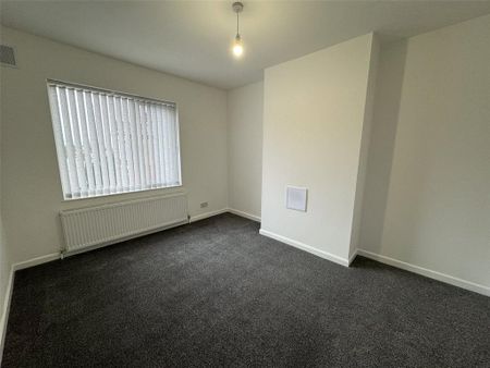 3 bedroom end of terrace house to rent - Photo 3