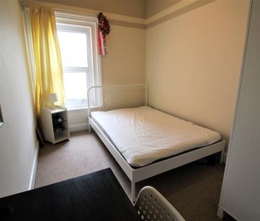 Room For Rent Waverley Road, Southsea - Photo 1
