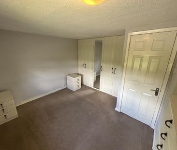 2 bedroom semi-detached house to rent - Photo 3