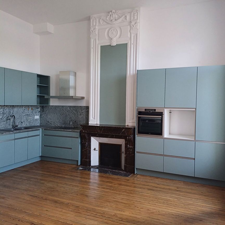 Location appartement 6 pièces, 166.77m², Sète - Photo 1