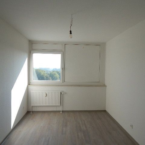 Ungeschliffener Diamant: Unrenovierte Wohnung wartet auf Ihren Feinschliff (WBS) - Photo 1