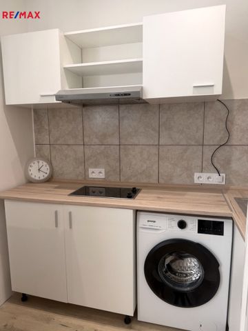 Pronájem bytu 1+kk v osobním vlastnictví 24 m², Karlovy Vary - Photo 2