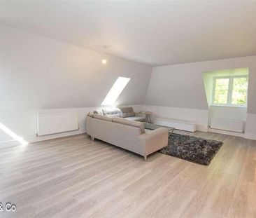 Woodside, Franklands Village, Haywards Heath, RH16 - Photo 2