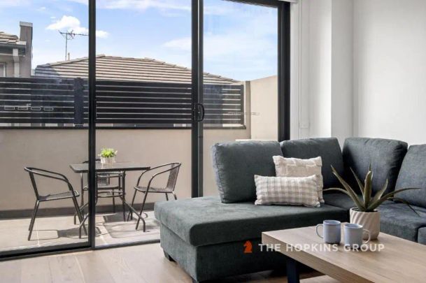 “Fully Furnished 2-Bedroom Townhouse in Prime Essendon Location” - Photo 1