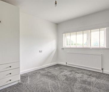 3 bedroom detached house to rent - Photo 3