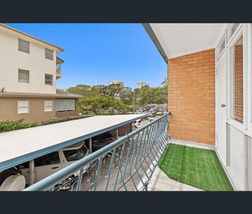 3/49 Connor Street, Burleigh Heads, Qld 4220 - Photo 4