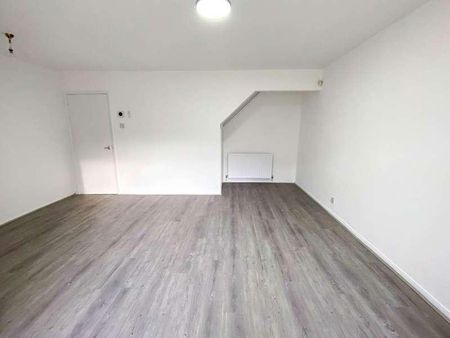 Lower Higham Road, Gravesend, Kent, DA12 - Photo 2