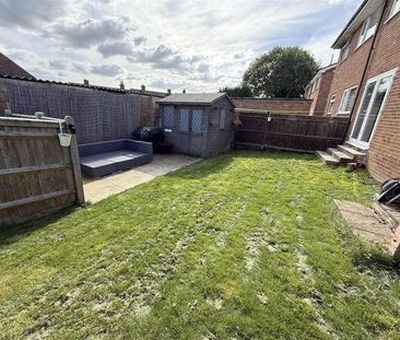 Fairlawns Drive, Herstmonceux, BN27 - Photo 3