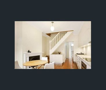 Rare Offering in Exceptional City Location - Photo 3