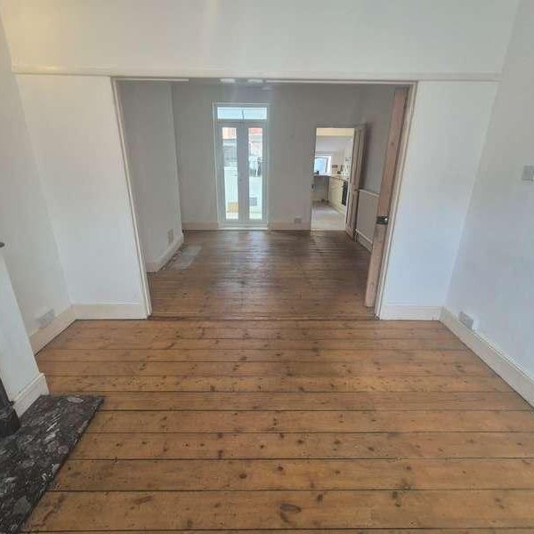 Wimbledon Street, St. James, Northampton, NN5 - Photo 1