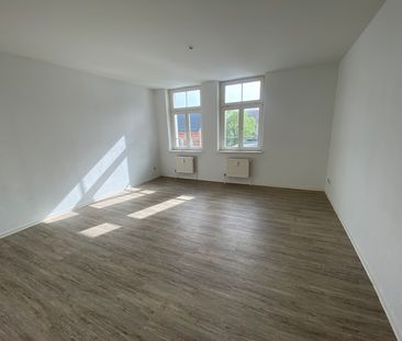 3-Raum-Wohnung mit EBK in Weisswasser zu vermieten - Foto 1