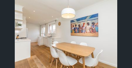 Modern Living Behind a Classic Facade - Photo 2