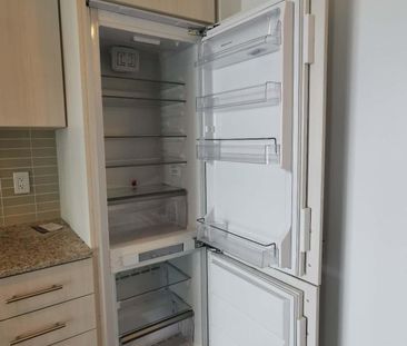 For Lease - 4055 Parkside Village Drive Unit# 819, Mississauga, Ont... - Photo 3