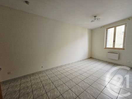 Location Appartement 2 pièces 31m² GRAULHET 81300 - Photo 5