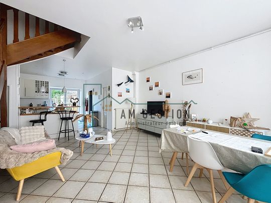 Location Maison 5 pièces 143m² - Photo 1