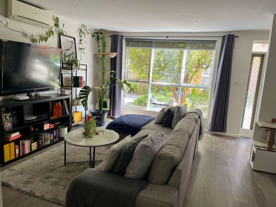 Camberwell - Photo 1