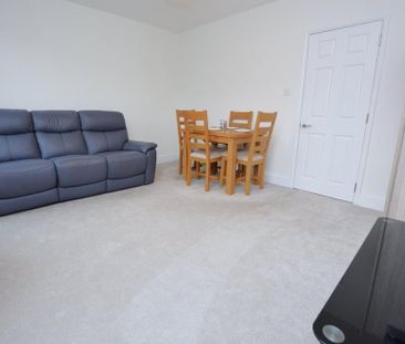 2 bedroom property to rent - Photo 2